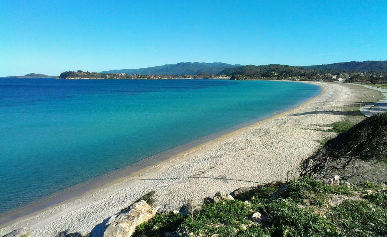 Athos View Villa By The Sea ออร์โมส ปานากีอาส ภายนอก รูปภาพ